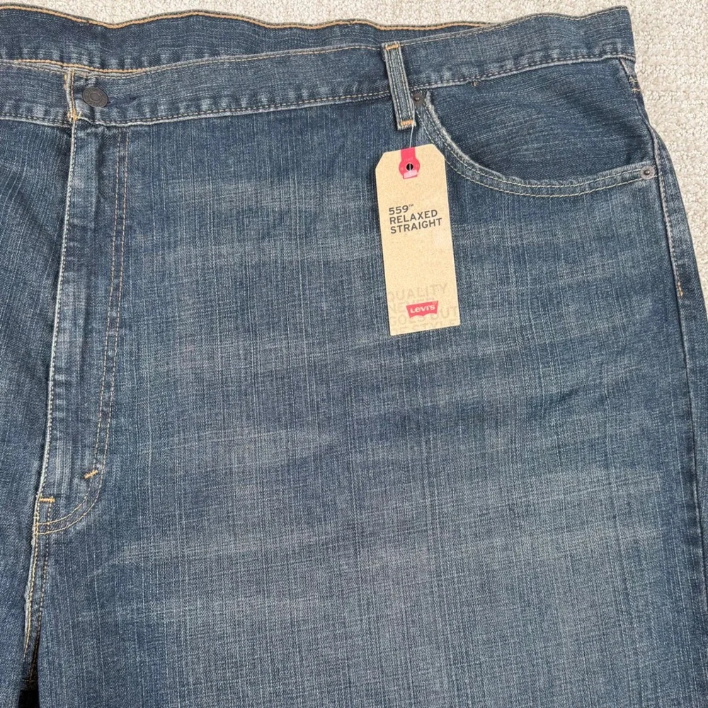 NEW Levi's 559 Mens 62x32 Relaxed Straight Leg Denim Blue Jeans